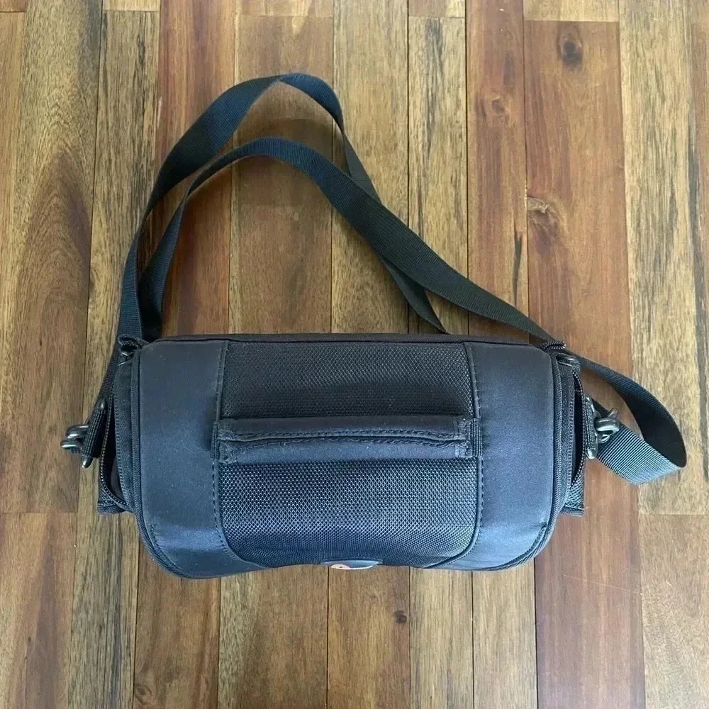 Lowepro edit 130 black camera case
